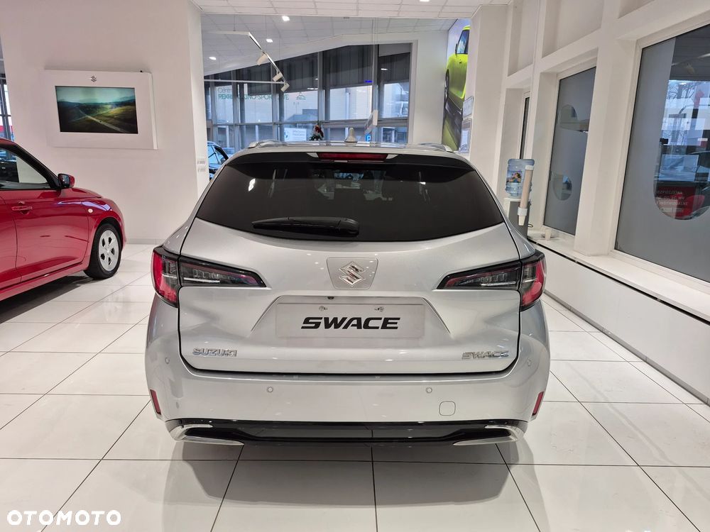 Suzuki Swace 1.8 Hybrid Elegance CVT - 33