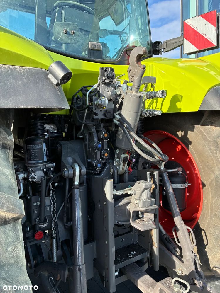 Claas ARION 630 CMATIC - 10
