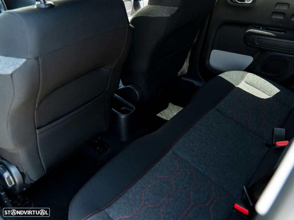 Citroën C3 1.2 PureTech Shine - 19