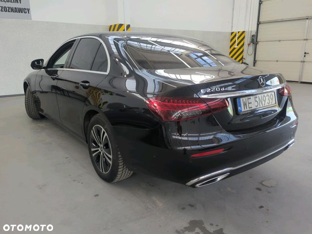 Mercedes-Benz Klasa E 220 d 9G-TRONIC Edition 1 - 3