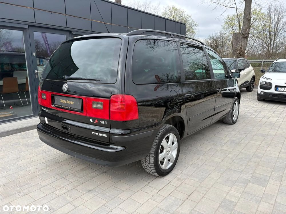 Volkswagen Sharan 1.8T Comfortline - 4