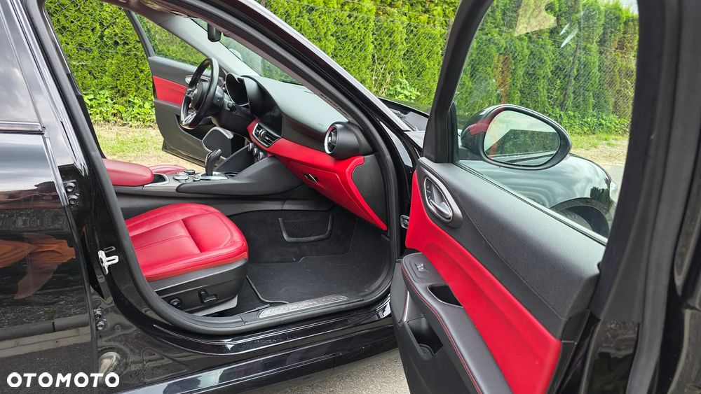 Alfa Romeo Giulia 2.0 Turbo TI Q4 - 22