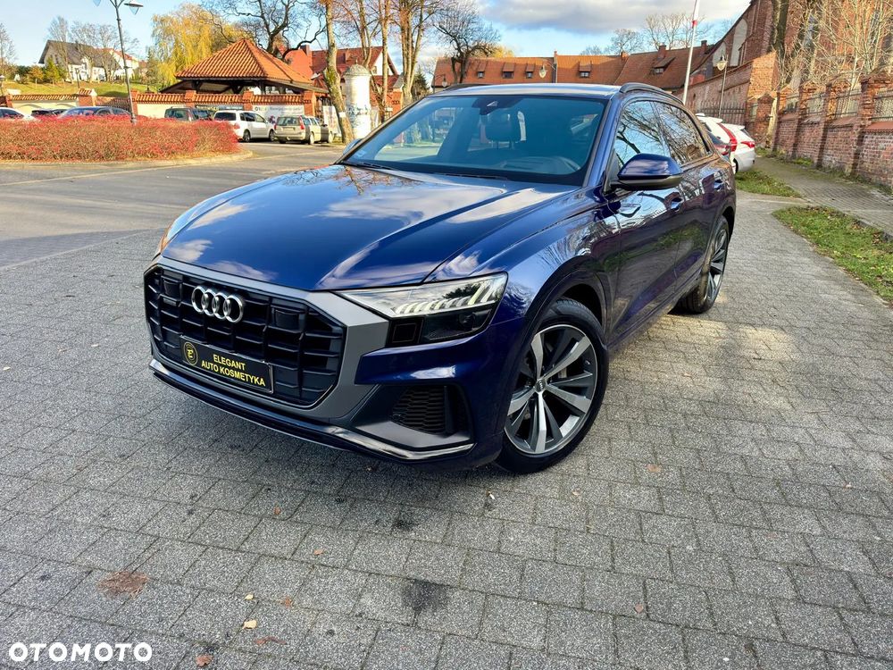Audi Q8 - 1