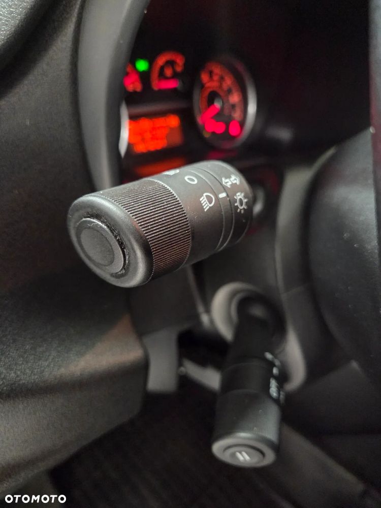 Fiat Doblo Kombi 1.6 MJ Active - 15