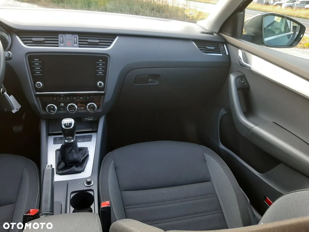 Skoda Octavia 1.6 TDI Sport Edition - 25