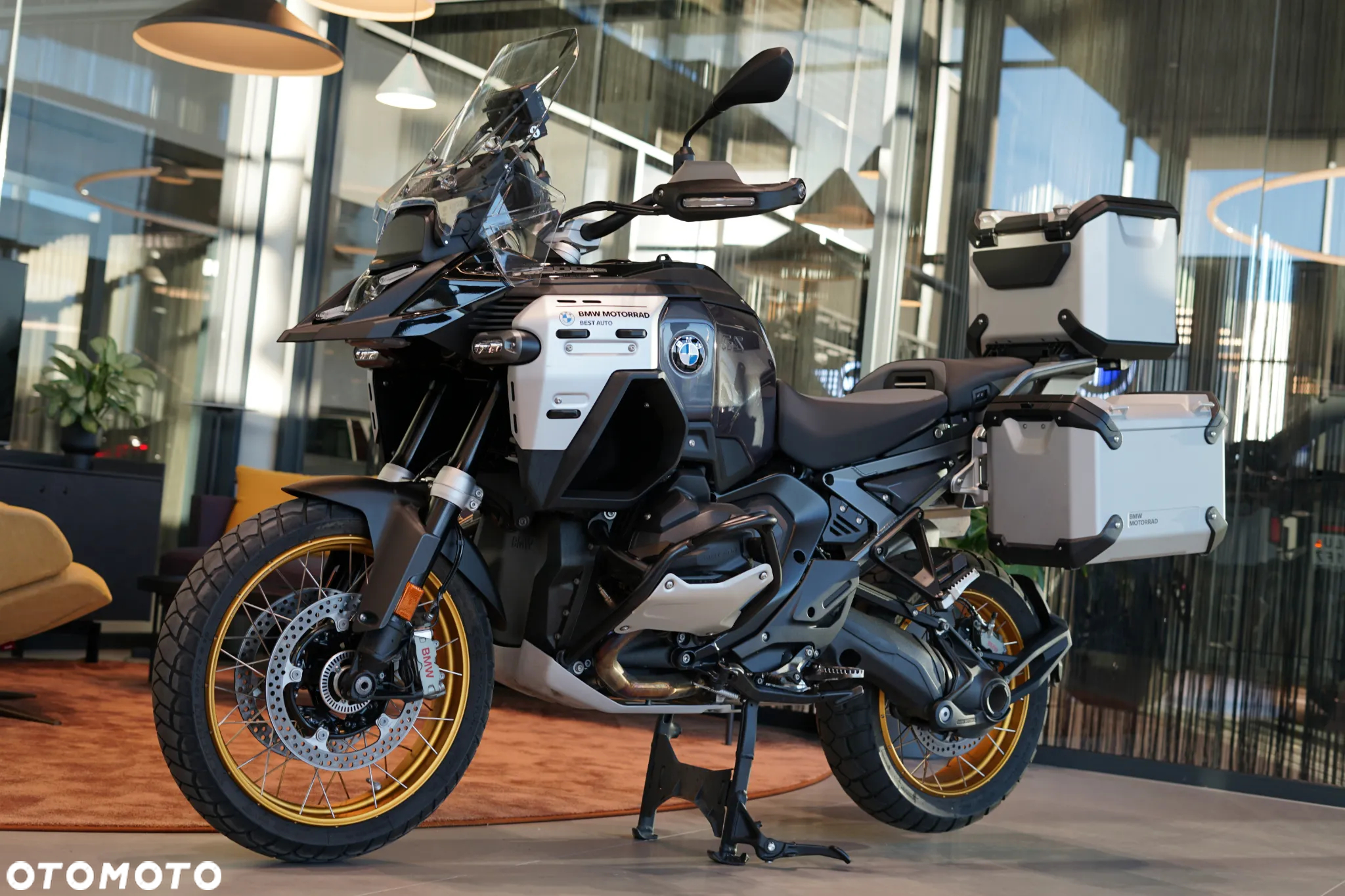 BMW Adventure - 5