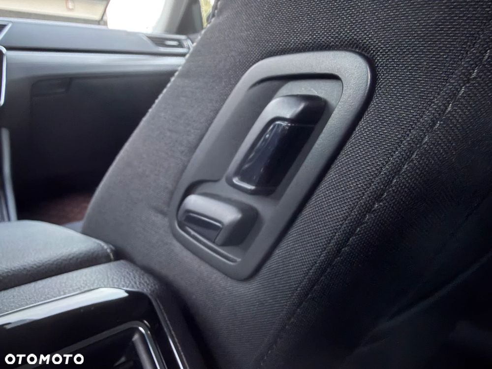 Skoda Superb 2.0 TDI SCR Style - 16