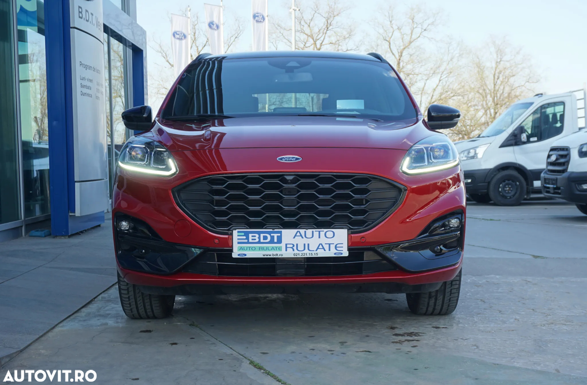 Ford Kuga 2.5 Duratec FHEV AWD ST Line X - 2
