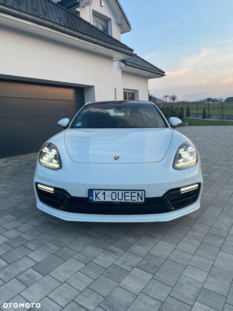 Porsche Panamera 4 - 20