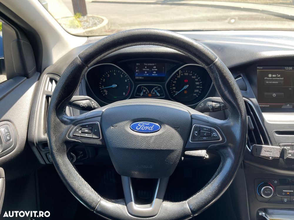 Ford Focus 1.0 EcoBoost Trend - 9