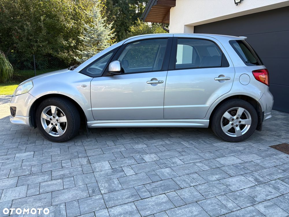 Suzuki SX4 1.6 VVT 4x2 Comfort - 2
