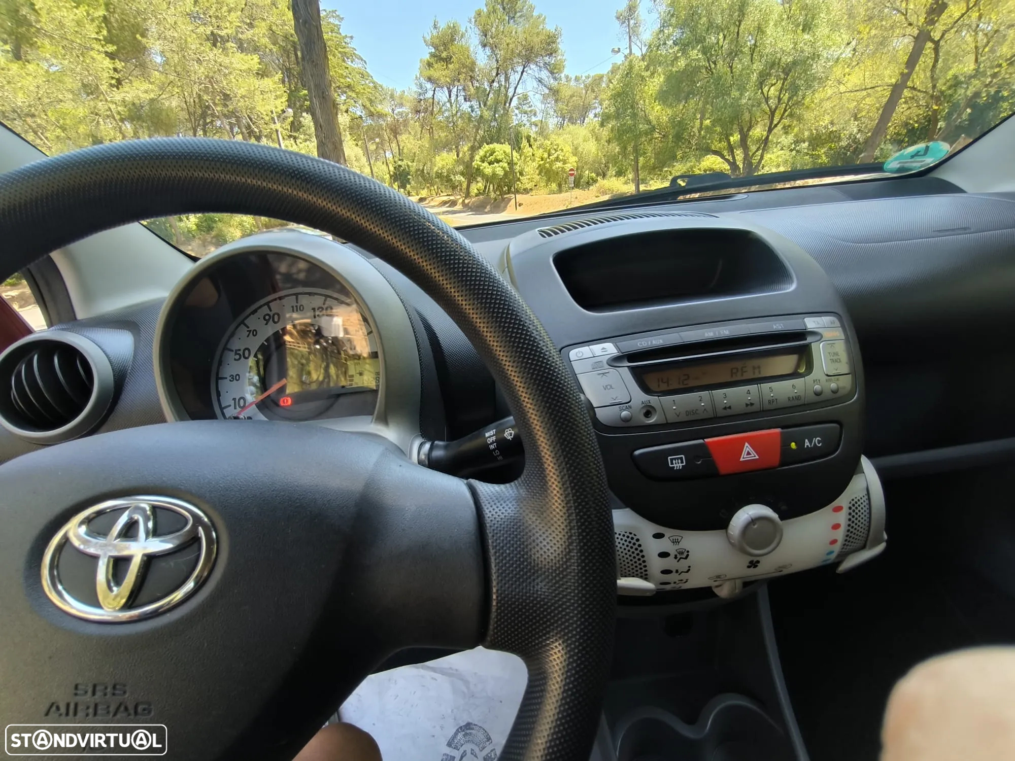 Toyota Aygo 1.0 Plus - 12