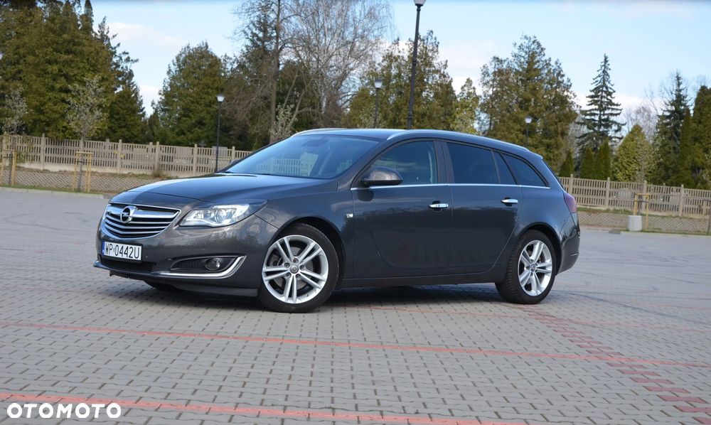 Opel Insignia - 1
