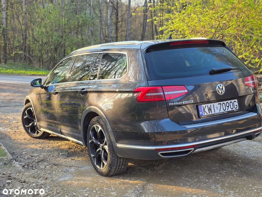 Volkswagen Passat Alltrack 2.0 TDI SCR 4Mot DSG7 - 8