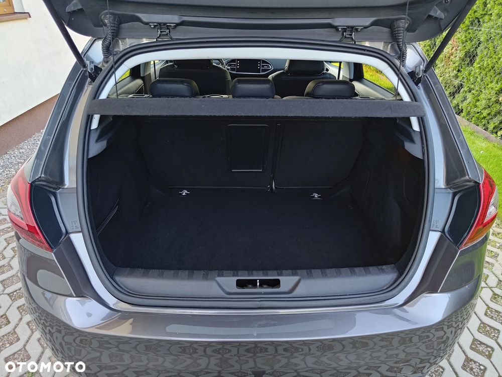 Peugeot 308 - 19
