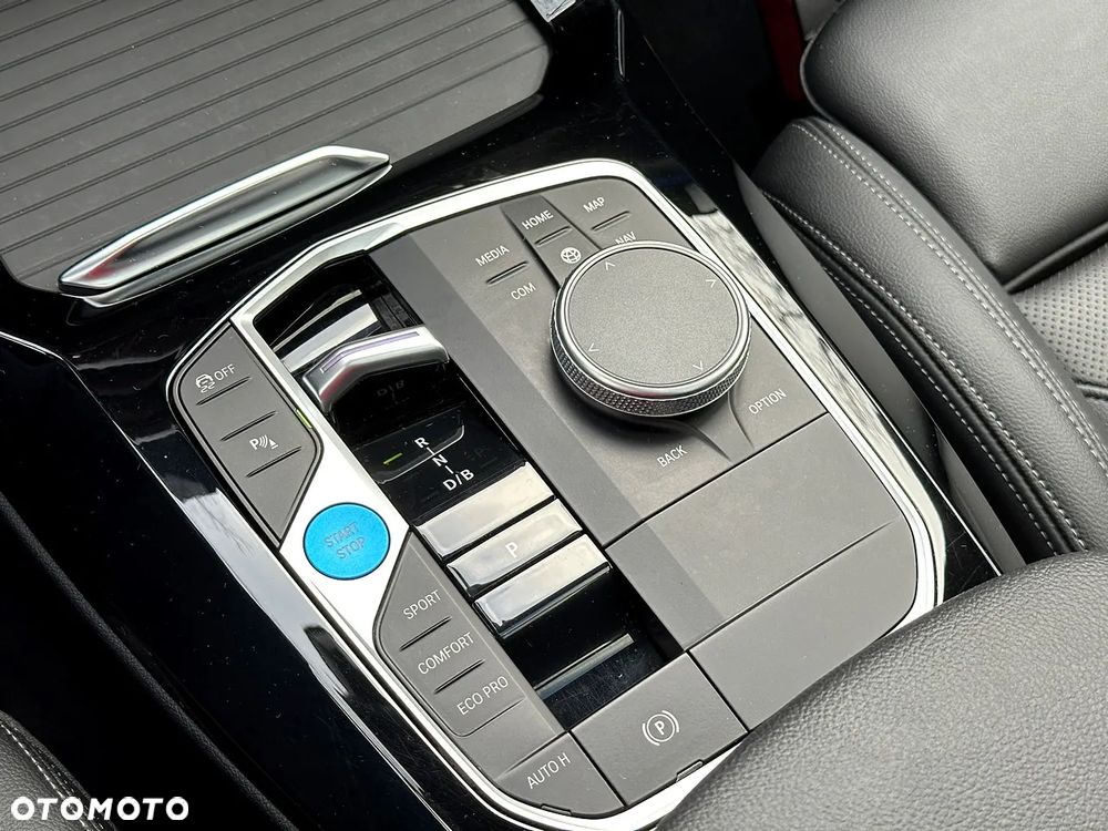 BMW iX3 80kWh Inspiring - 23