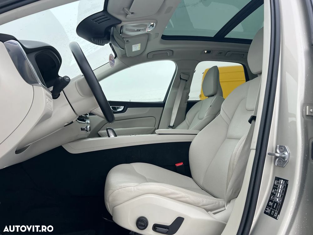 Volvo XC 60 T6 AWD Recharge Geartronic Inscription Expression - 8