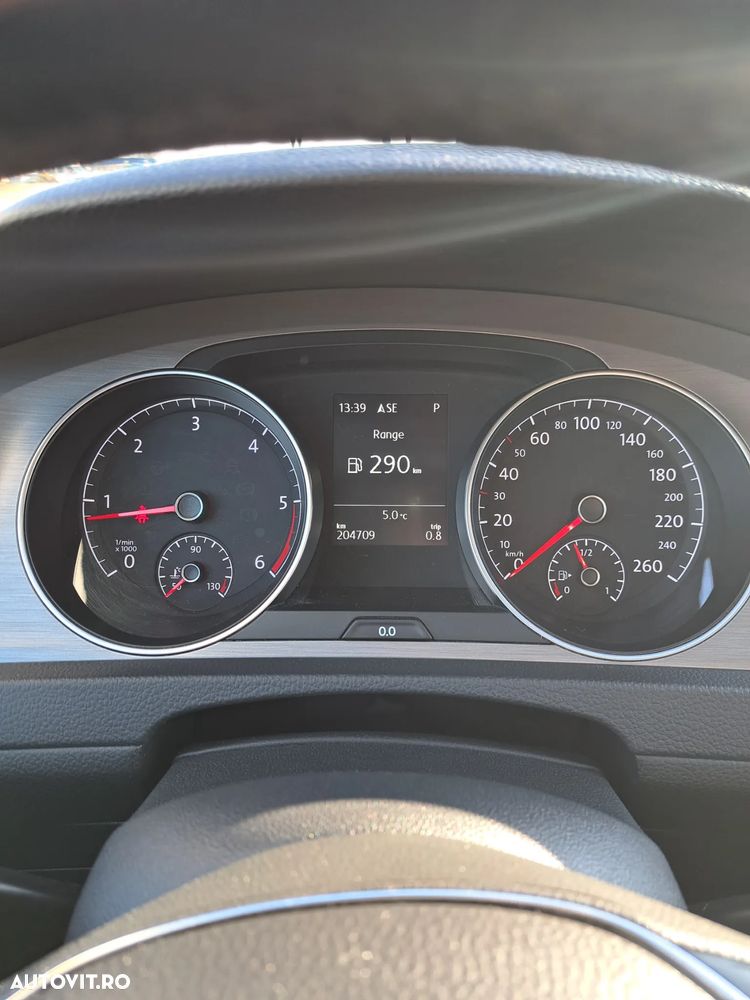 Volkswagen Golf 2.0 TDI DSG Sound - 6