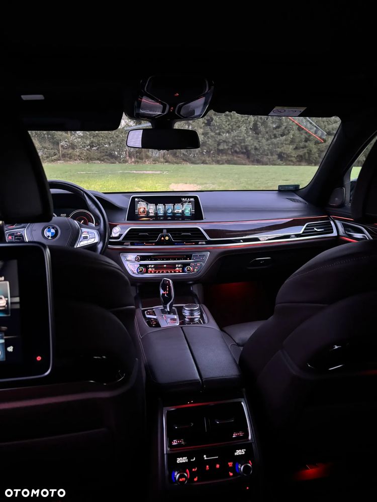 BMW Seria 7 730d xDrive - 16