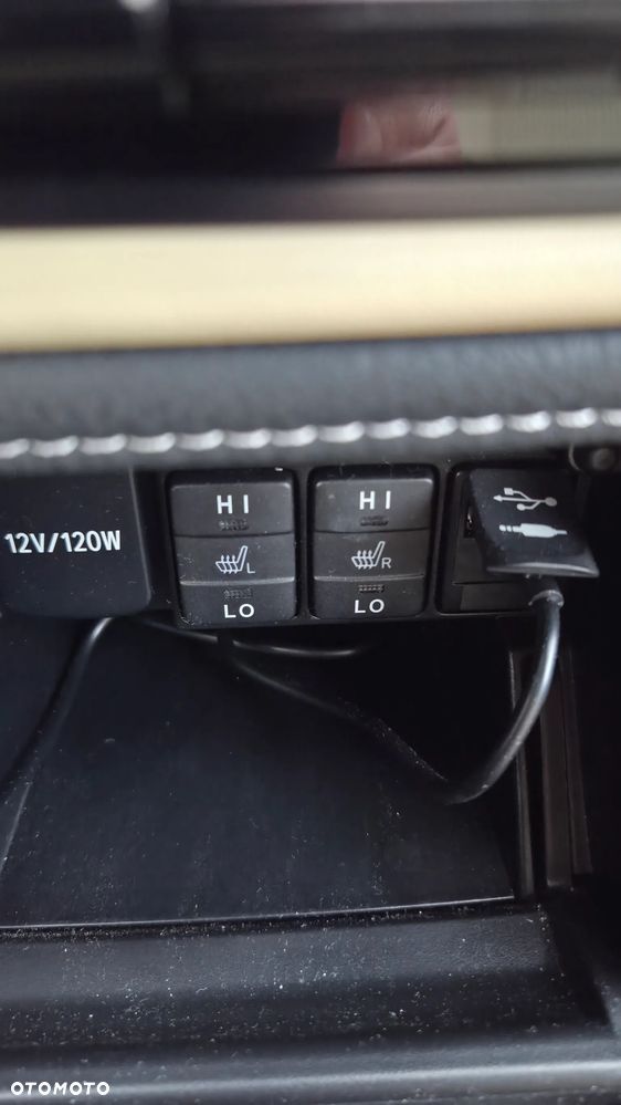 Toyota Corolla - 27