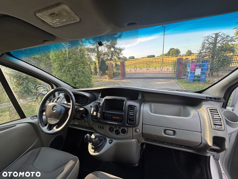 Opel Vivaro - 28