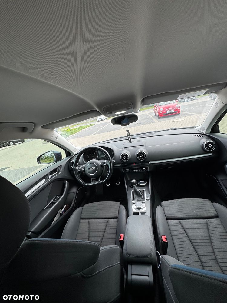 Audi A3 Sportback 1.8 TFSI Ambition - 13