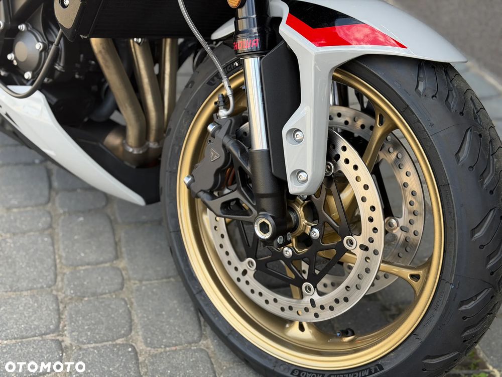Triumph Trident - 10