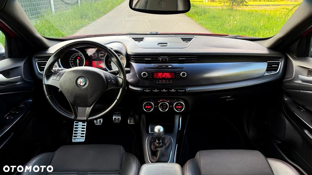 Alfa Romeo Giulietta 1.4 TB 16V Sport - 11
