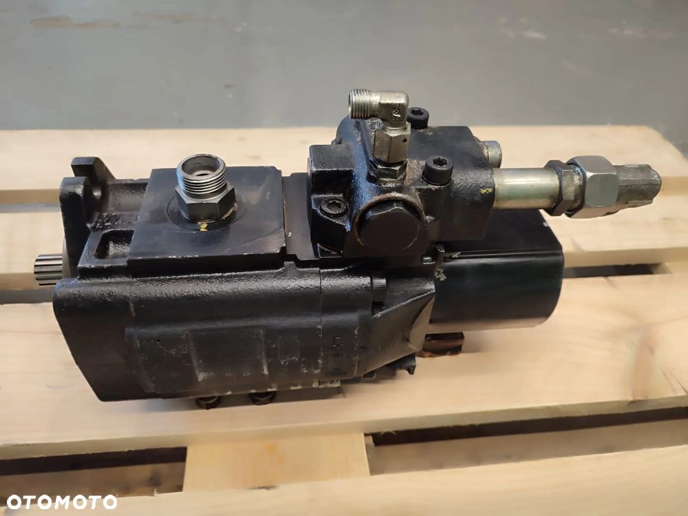 Pompa hydrauliczna 79913MN3 Cassapa 259587 Manitou MT 1440 - 7