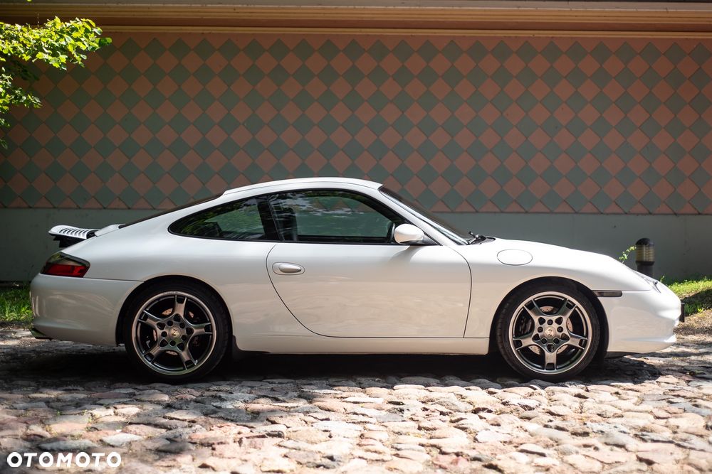 Porsche 911 - 24