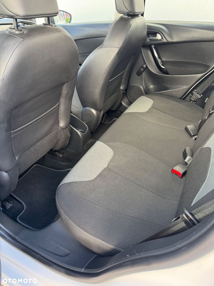 Citroën C3 1.4 HDi Attraction - 12