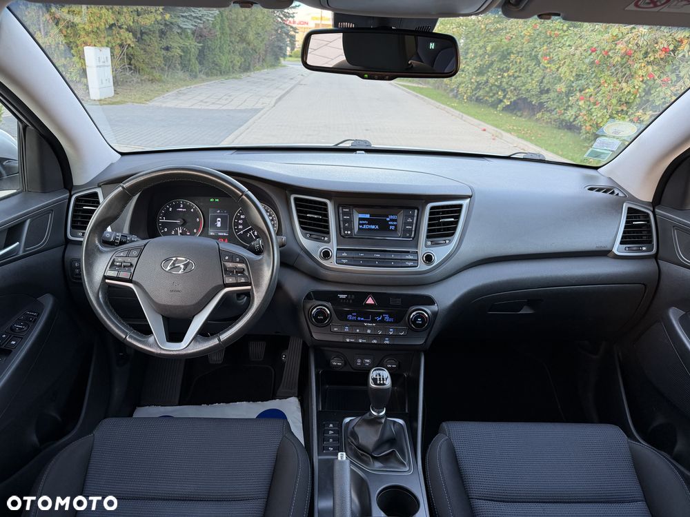 Hyundai Tucson 1.7 CRDI BlueDrive Style 2WD - 26