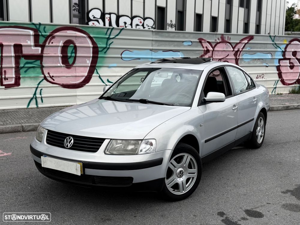 VW Passat 1.9 TDi Trendline - 4