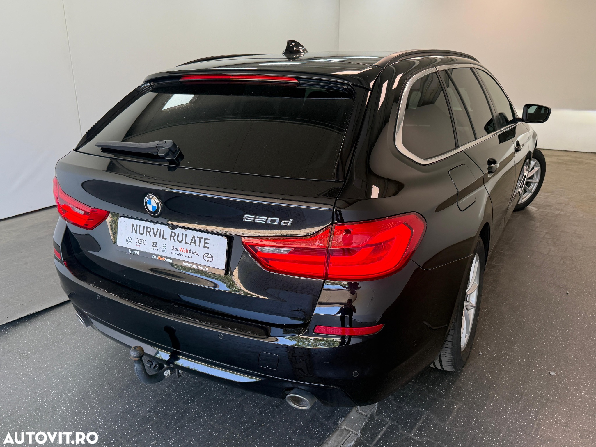 BMW Seria 5 520d Touring Aut. - 16