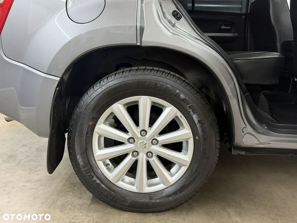 Suzuki Grand Vitara - 35