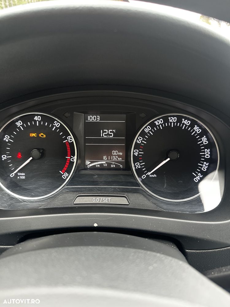 Skoda RAPID 1.2 TSI Active - 1