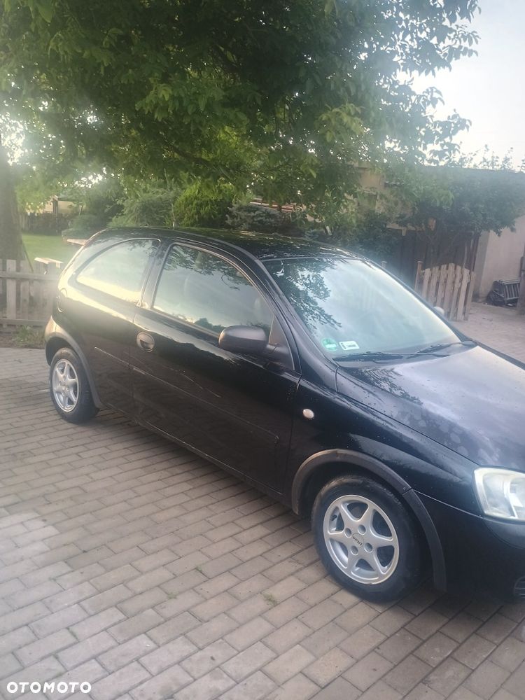 Opel Corsa - 3