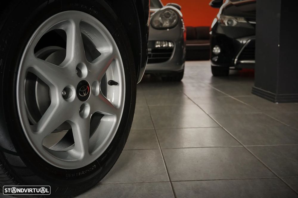 Toyota Yaris 1.0 VVT-i Comfort+AC - 26