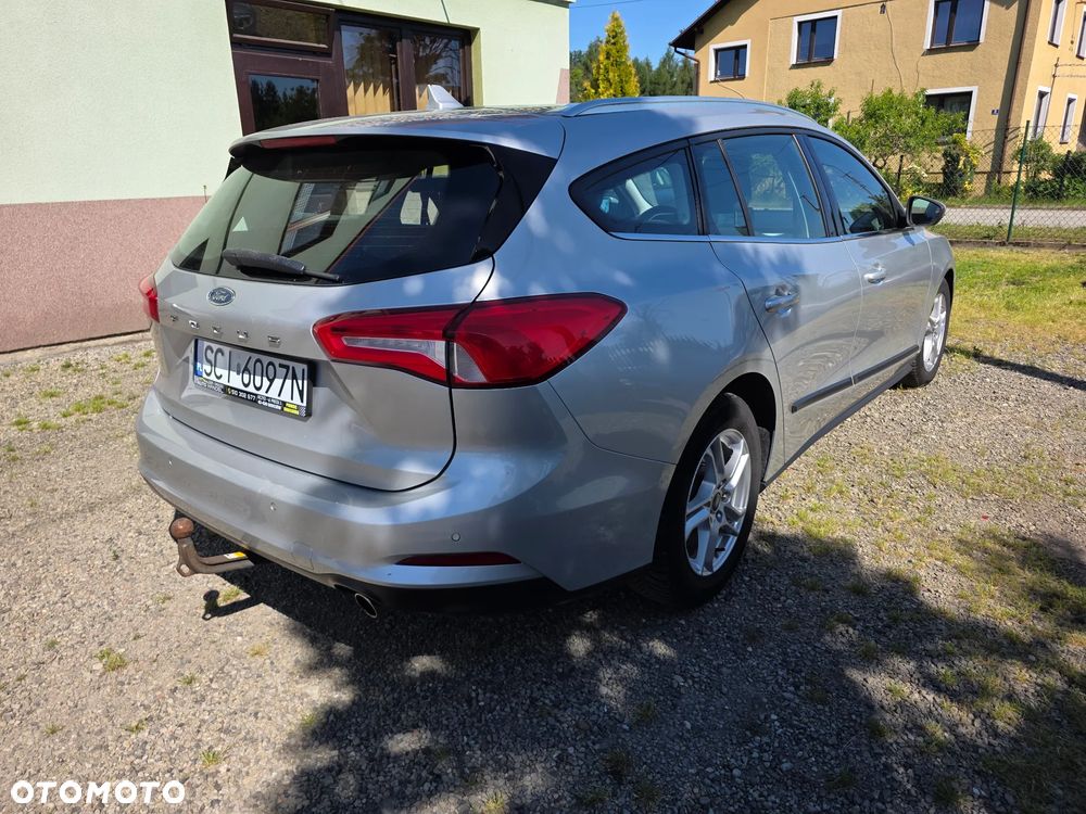 Ford Focus 1.5 EcoBlue Active Business - 4