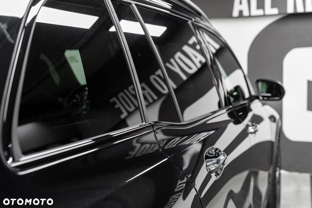 Mercedes-Benz GLB AMG 35 4Matic AMG Speedshift DCT 8G - 18