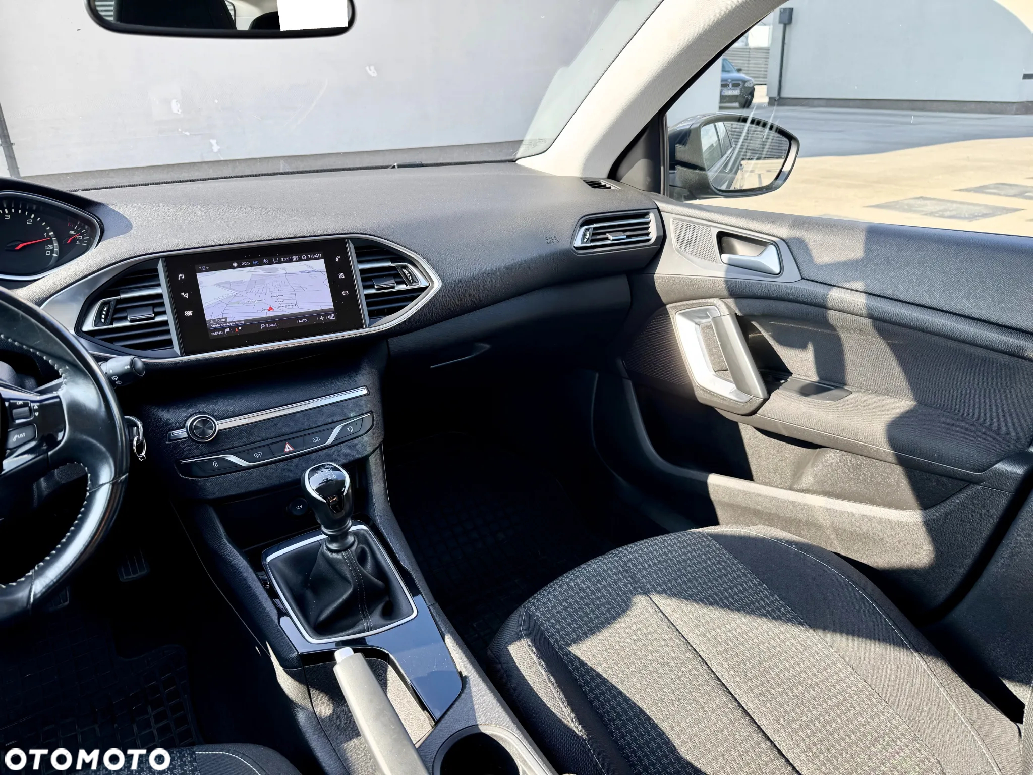 Peugeot 308 SW 1.5 BlueHDi Active S&S - 19