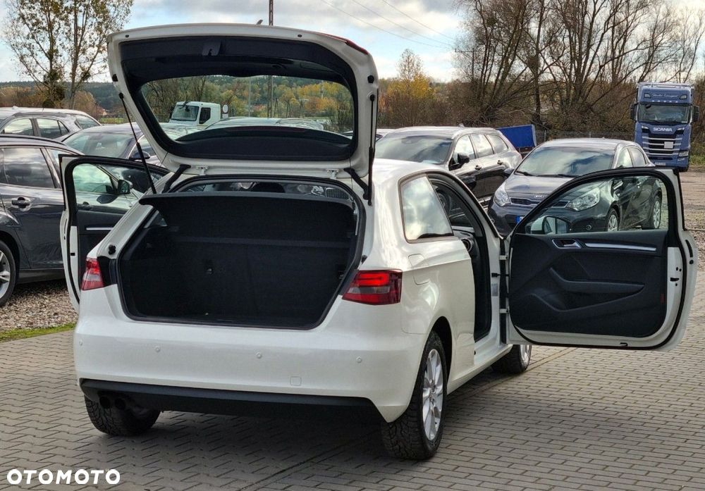 Audi A3 Sportback - 7