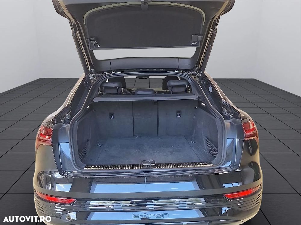 Audi Q8 Sportback e-tron 55 quattro S Line - 10