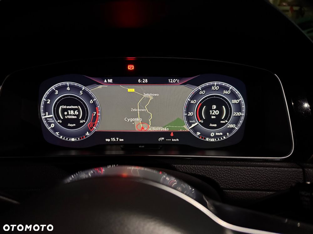 Volkswagen Golf GTI (BlueMotion Technology) - 36