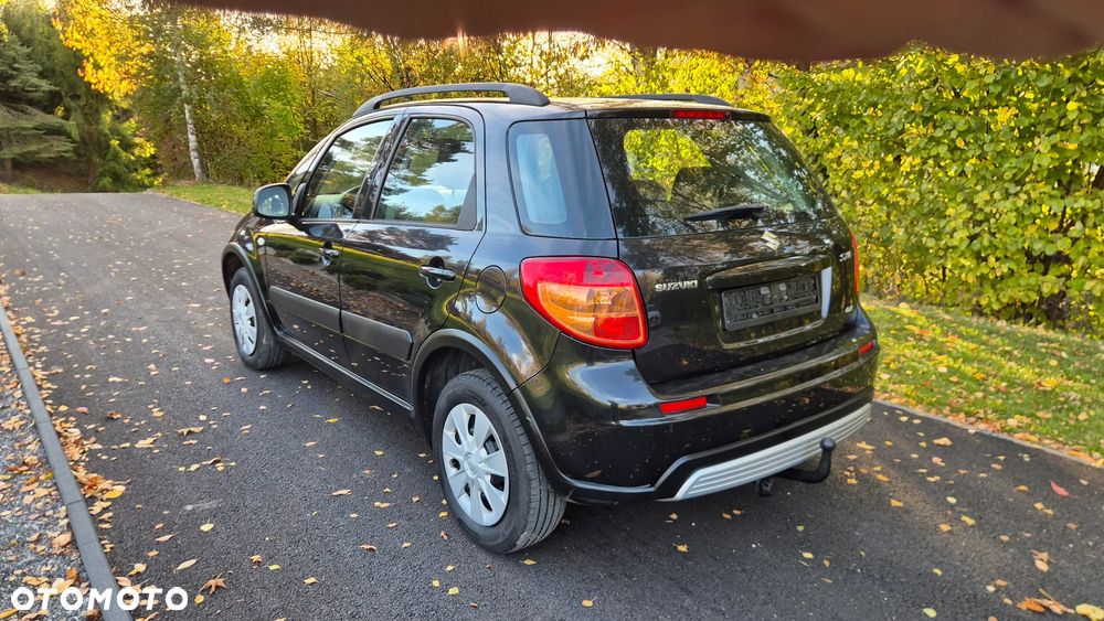 Suzuki SX4 1.6 VVT 4x4 Style - 4