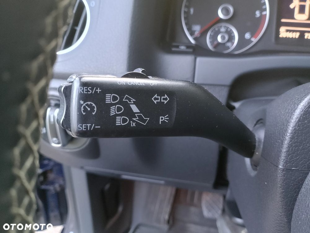 Volkswagen Golf Plus 1.6 TDI Highline - 35