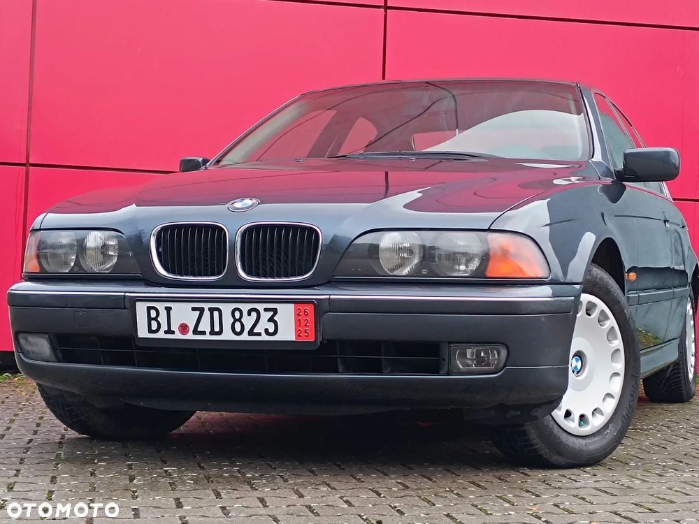 BMW Seria 5 523i - 9