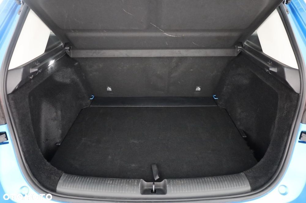 MG ZS 1.5 HEV+ Standard - 8