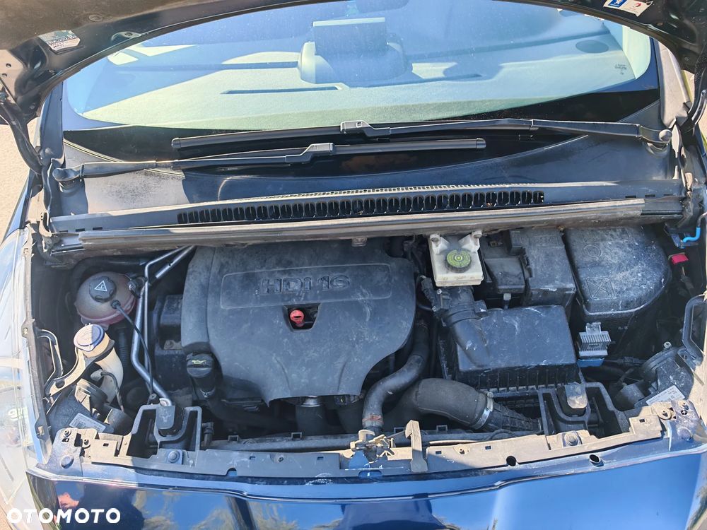 Peugeot 5008 HDI FAP 150 Premium - 11