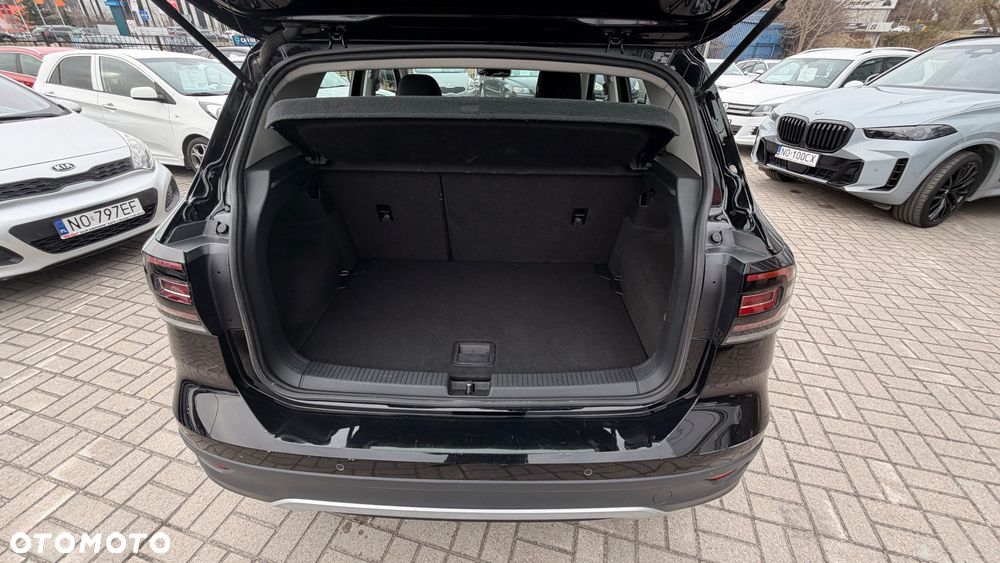 Volkswagen T-Cross - 18